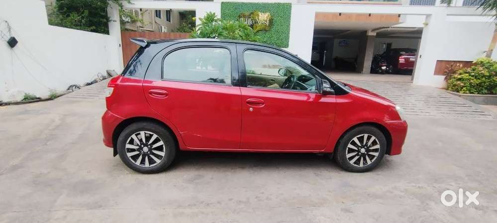 Toyota Etios Liva Vd Dual Tone, 2019, Diesel