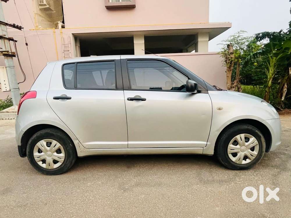 Maruti Suzuki Swift, 2010, Petrol