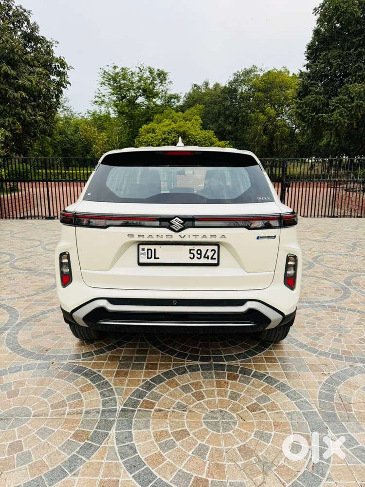 Maruti Suzuki Grand Vitara 1.5 Sigma Smart Hybrid, 2026, Petrol