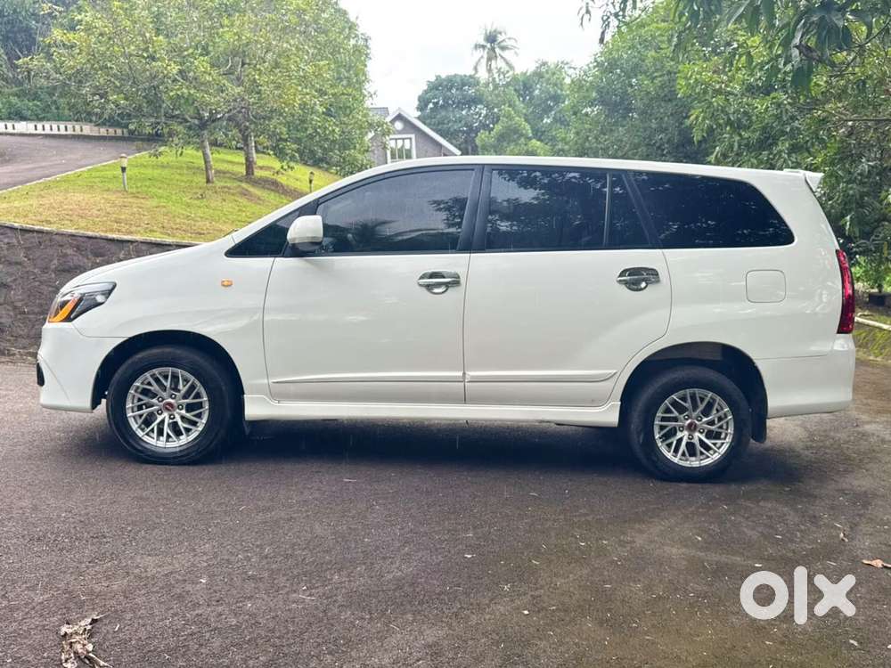 Toyota Innova 2.5 G (diesel) 7 Seater, 2015, Diesel