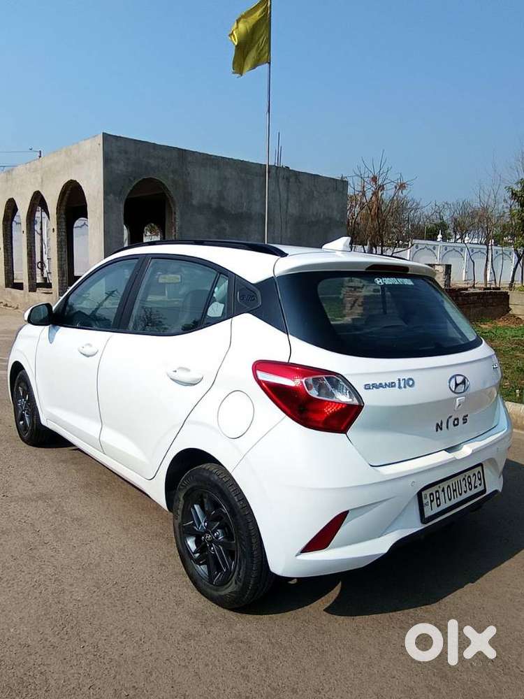 Hyundai Grand I10 Nios Sportz 1.2 At, 2022, Petrol