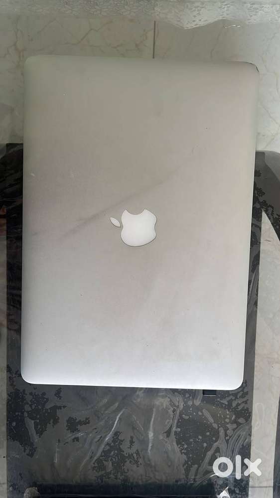 Renting a MacBook 2015 Air