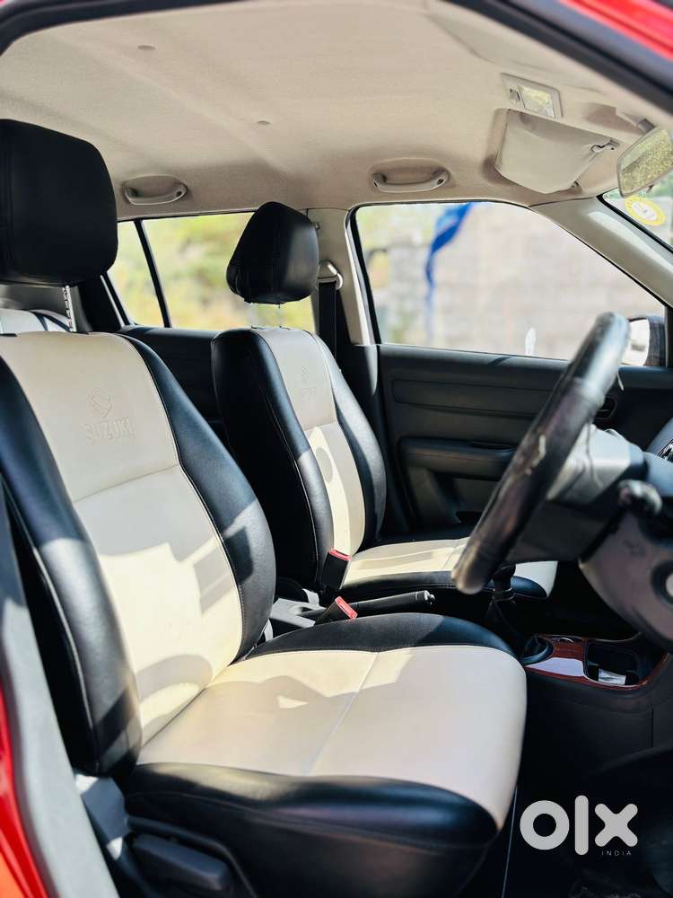 Maruti Suzuki Swift Lxi Optional-o, 2010, Petrol