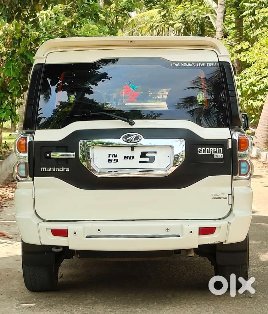 Mahindra Scorpio S10, 2015, Diesel