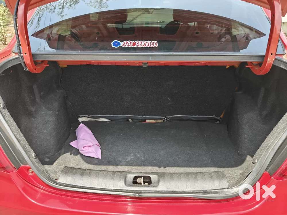 Maruti Suzuki Swift Dzire 1.3 Zxi, 2014, Petrol