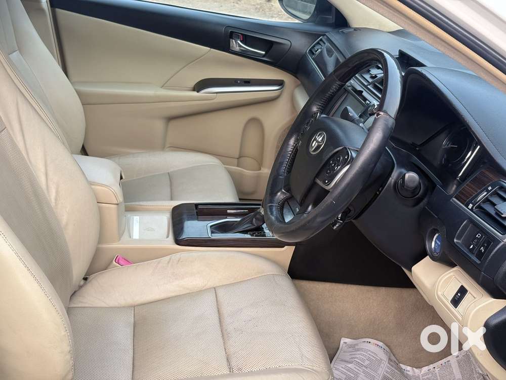 Toyota Camry Hybrid 2.5, 2017, Cng & Hybrids