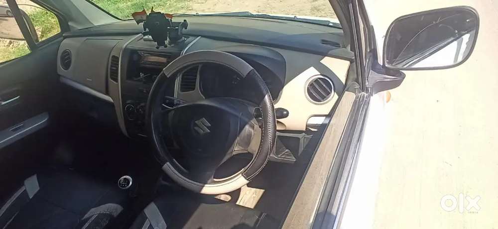 2018
Second Owner
Company Fitting Cng
Insurance Finished
280000₹