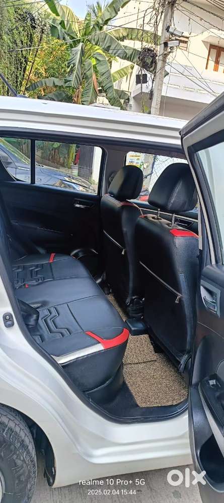 Maruti Suzuki Swift Vxi + Manual, 2016, Petrol