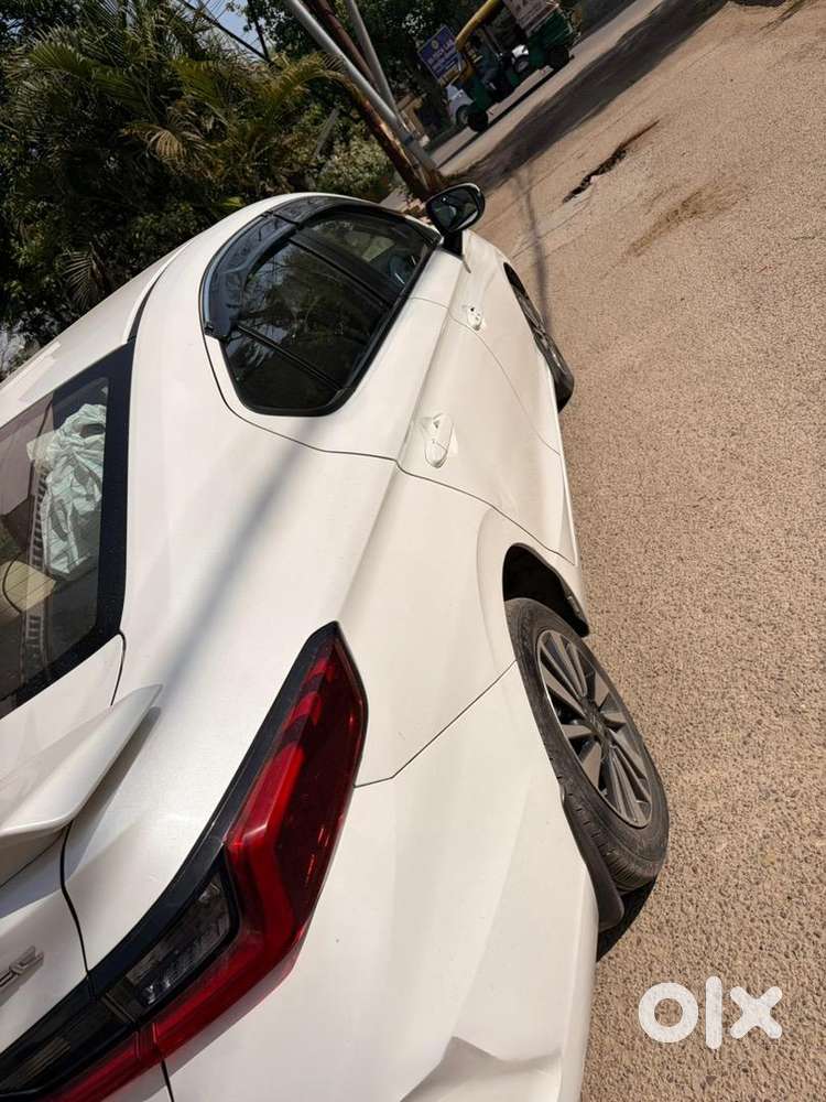 Honda City 2024 Petrol Well Maintained