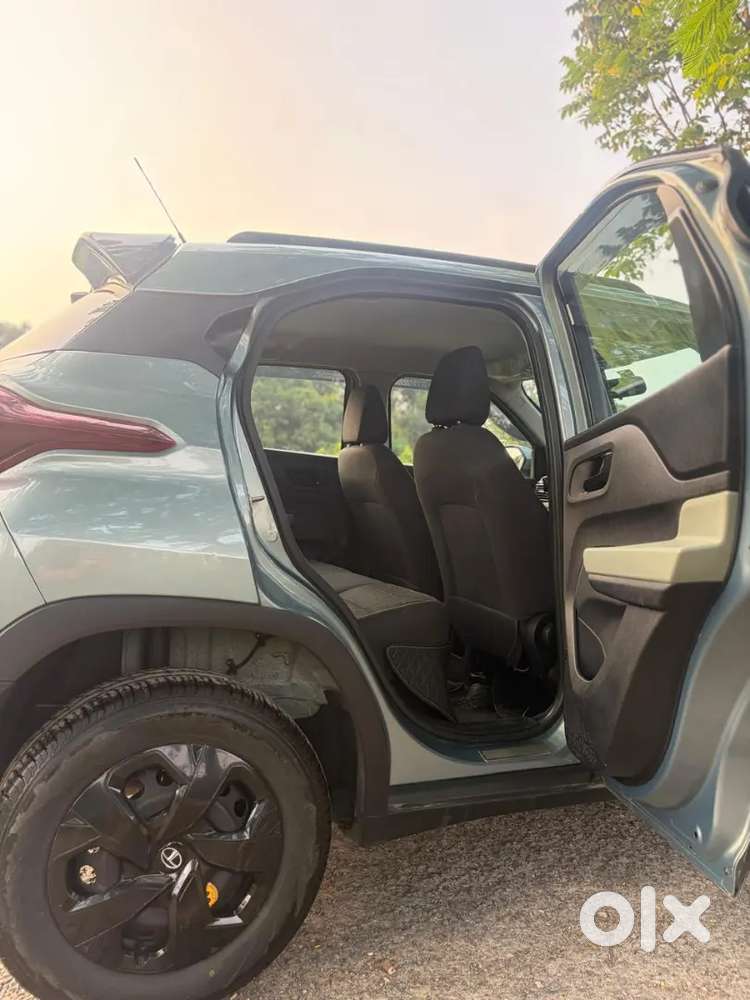 Tata Punch 2023 Petrol 18000 Km Driven