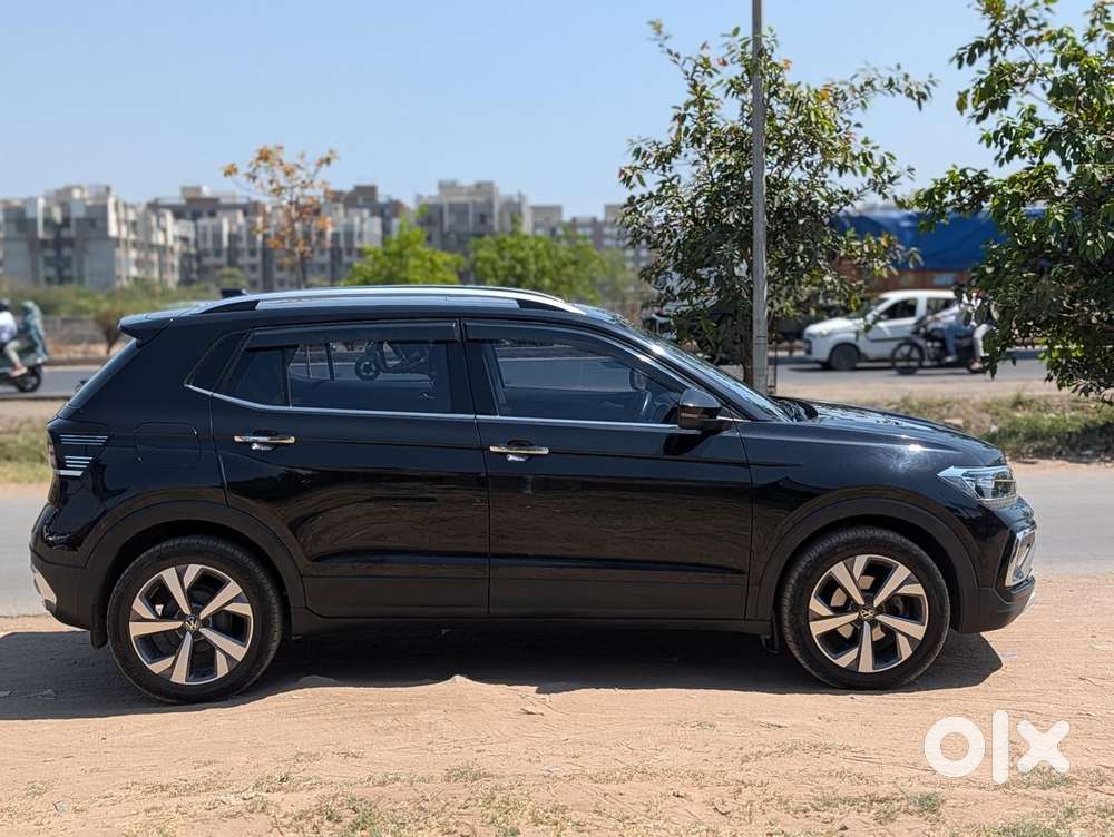 Volkswagen Taigun 1.0 Tsi Topline At, 2025, Petrol