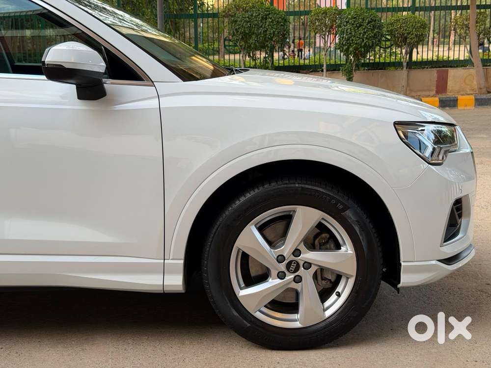 Audi Q3 40 Tfsi Premium Plus, 2023, Petrol