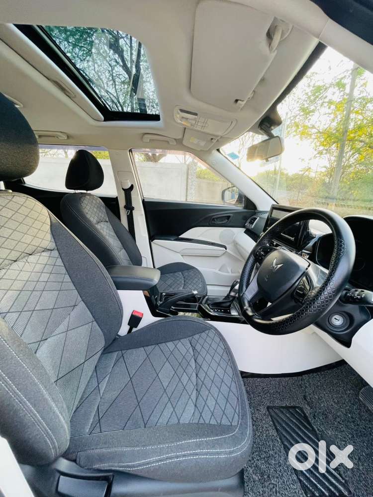 Mahindra Xuv 3xo Mx2 Pro Automatic Sunroof Petrol 2024