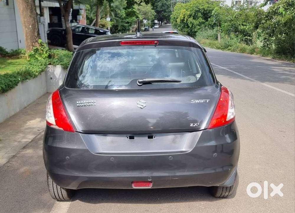 Maruti Suzuki Swift Vvt Zxi, 2015, Petrol