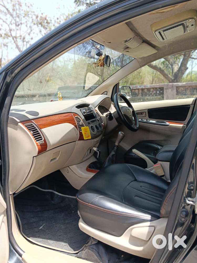 Toyota Innova 2.5 G (diesel) 8 Seater Bs Iv, 2007, Diesel
