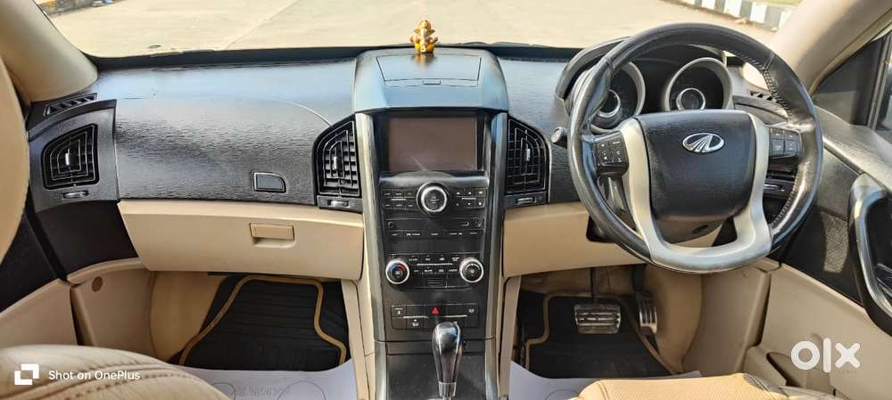 Mahindra Xuv500 At W10 Fwd, 2016, Diesel