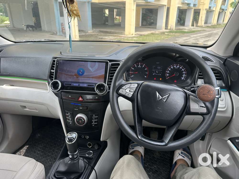 Mahindra Xuv300 W6, 2023, Petrol