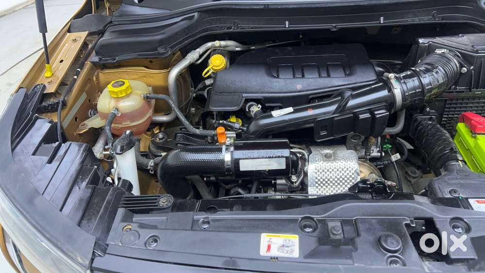 Mahindra Xuv300 W8 Amt Optional Diesel, 2023, Petrol