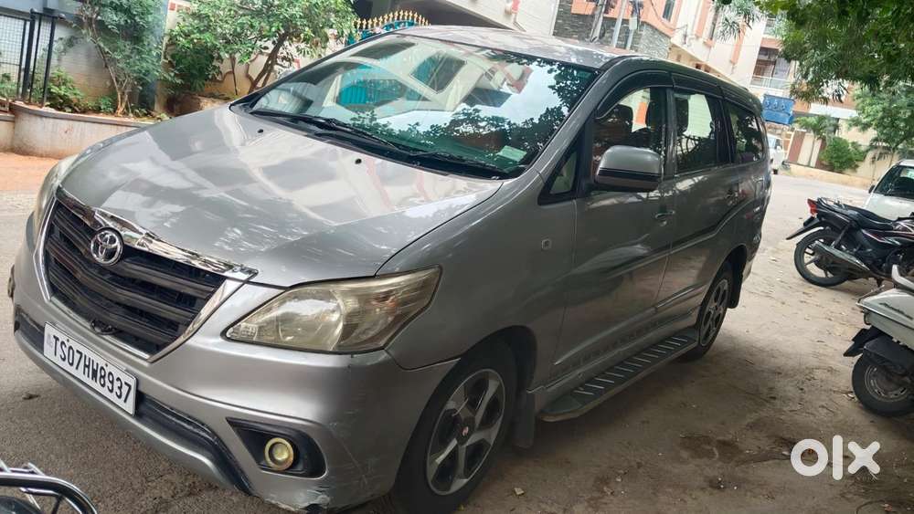 Toyota Innova 2.5 G (diesel) 7 Seater, 2015, Diesel