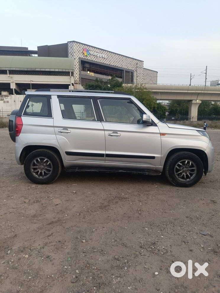 Mahindra Tuv 300 T10, 2018, Diesel