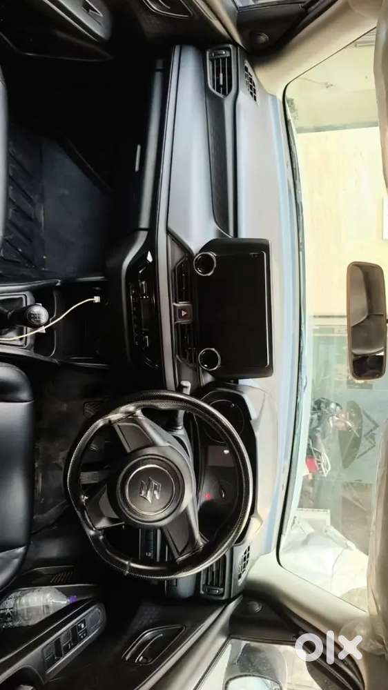Maruti Suzuki Swift Lxi 2025