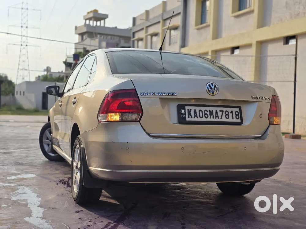 Volkswagen Vento Highline 2012 1.6 Tdi