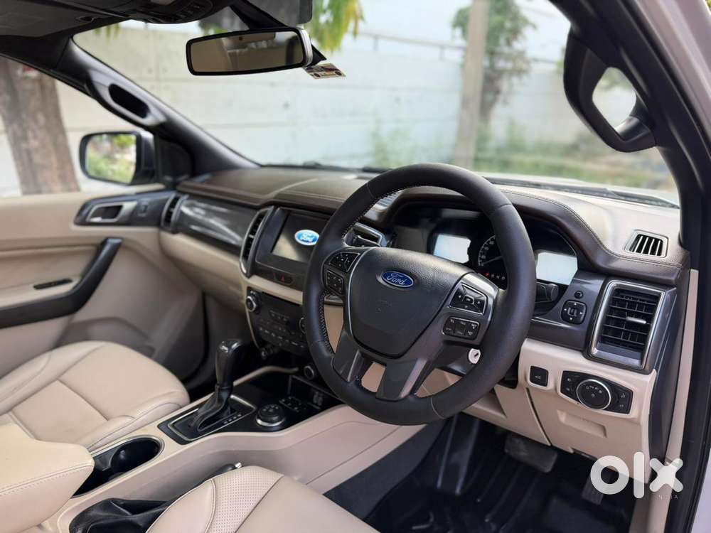 Ford Endeavour 3.2 Titanium At 4x4, 2016, Diesel