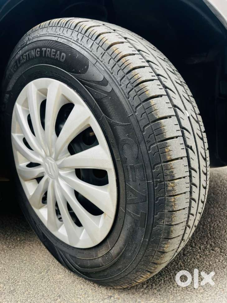 Maruti Suzuki Swift Dzire 1.2 Vxi Bsiv, 2011, Petrol