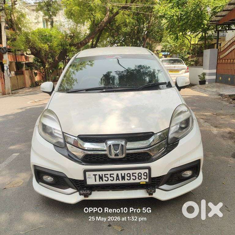 Honda Mobilio V I-vtec, 2015, Diesel