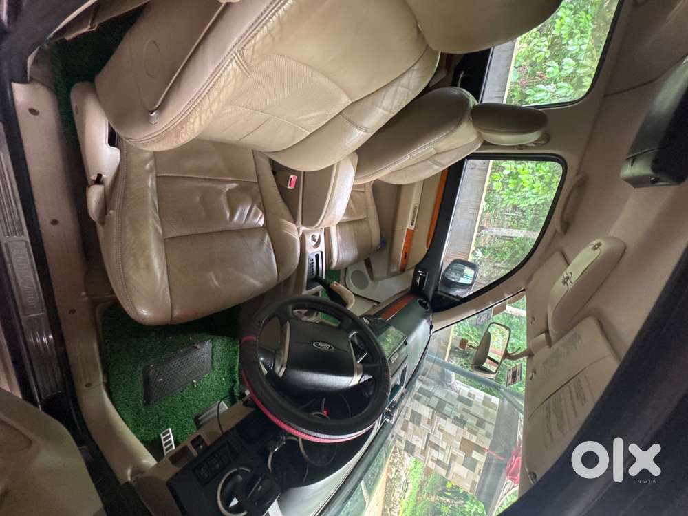 2011 - Ford Endeavor 4x4 Automatic