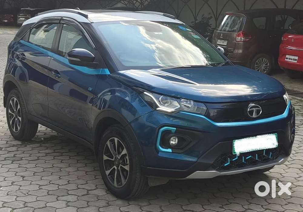 Tata Nexon Ev Xz Plus Lux (sunroof)