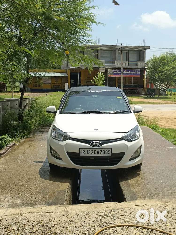 2013 Hyundai I20 Sportz Manual
