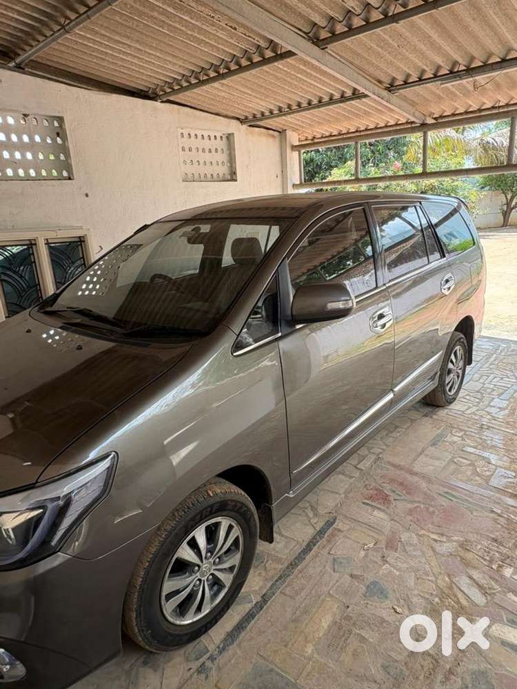 Toyota Innova 2013 Diesel Well Maintained