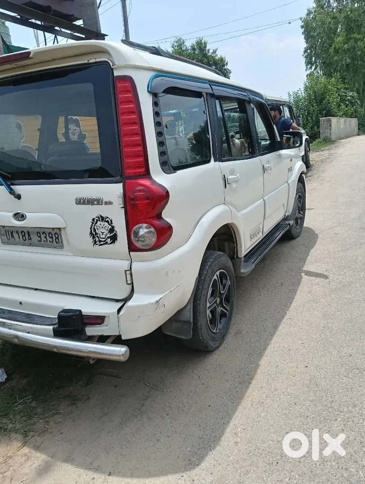 Mahindra Scorpio Sle  Classic 2014 Diesel 130000 Km Driven