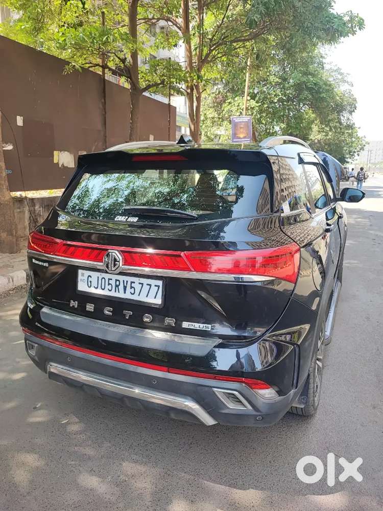 Mg Hector Plus 2023