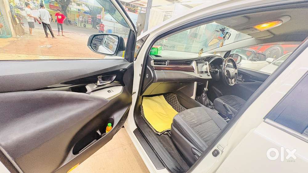 Toyota Innova Crysta