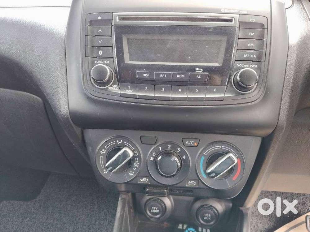 Maruti Suzuki Swift Amt Vxi, 2020, Petrol
