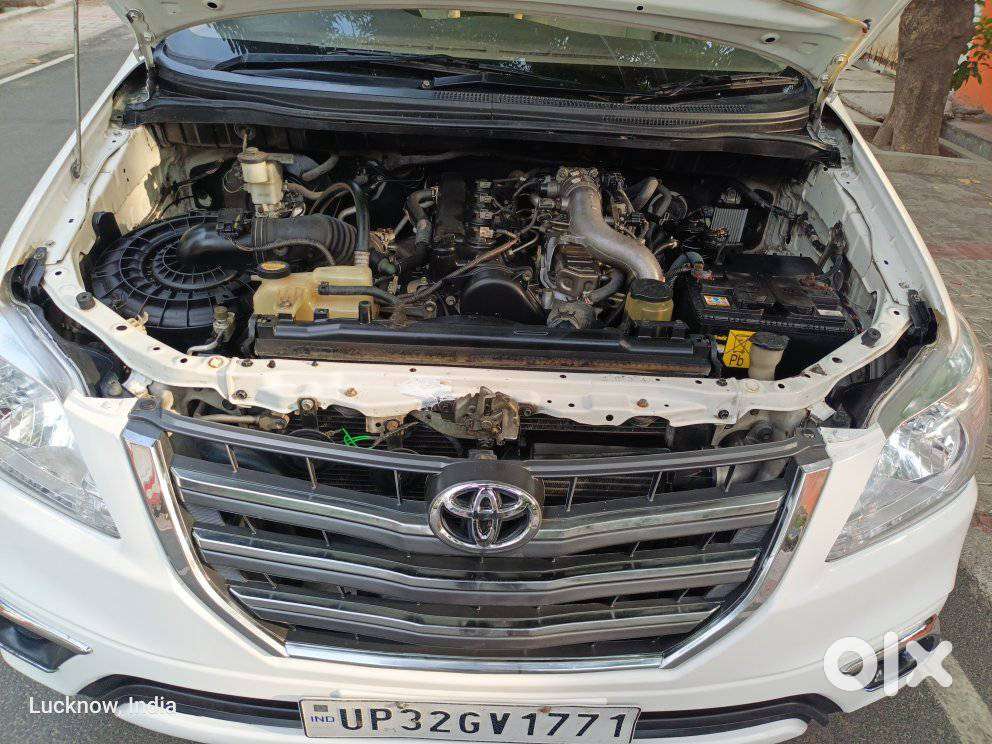 Toyota Innova 2.5 G (diesel) 8 Seater, 2016, Diesel