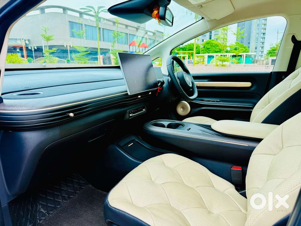 Mg Windsor Ev Essence, 2025, Electric