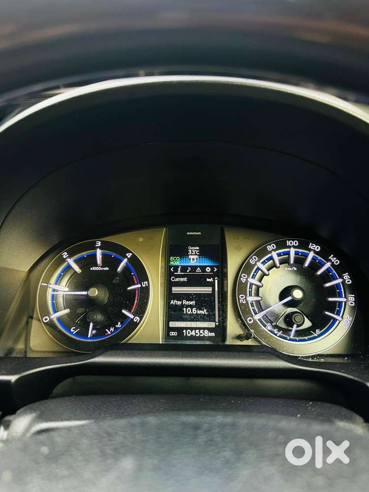 Toyota Innova Crysta 2022 Diesel 104000 Km Driven