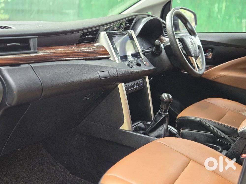 Toyota Innova Crysta 2.4 G Mt 8s, 2019, Diesel