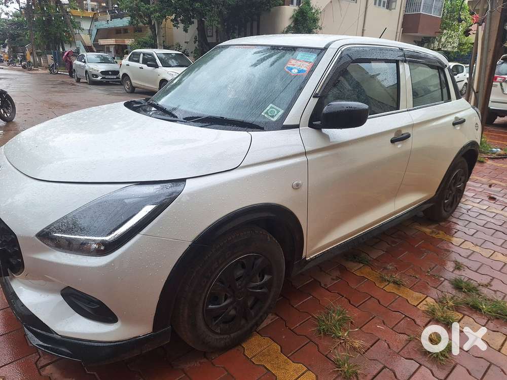 Maruti Suzuki Swift Petrol 2025