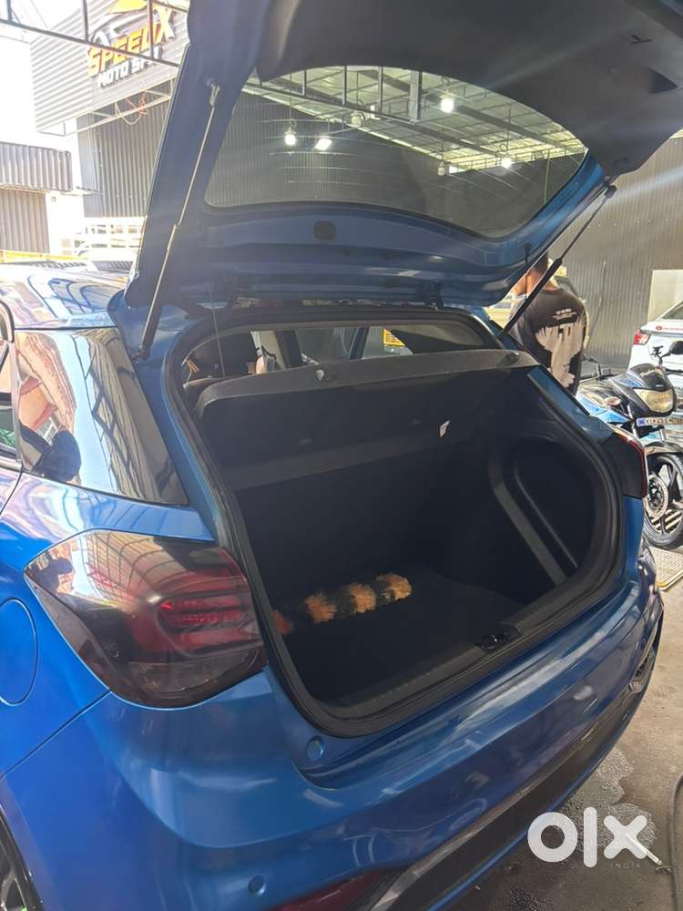 I20 For Sale, Hyundai 12km To 15km Mileage