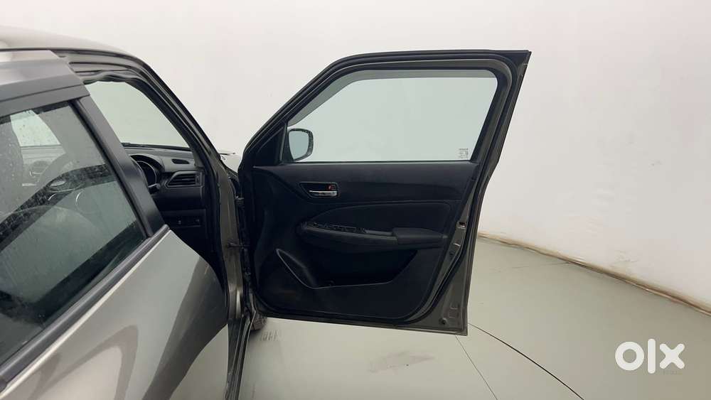 Maruti Suzuki Swift Vvt Vxi, 2021, Petrol