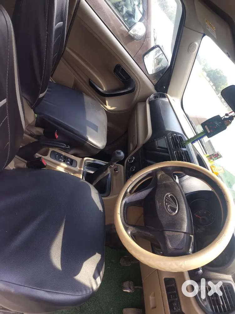 Mahindra Tuv 300 2018 Model