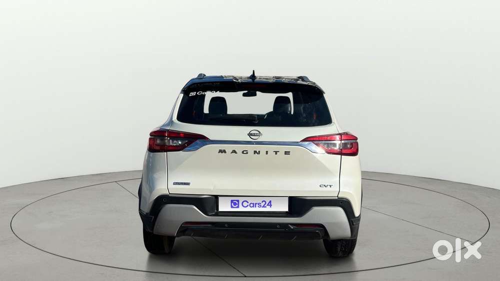 Nissan Magnite 1.0 Xv Premium Turbo (o) Dual Tone, 2022, Petrol