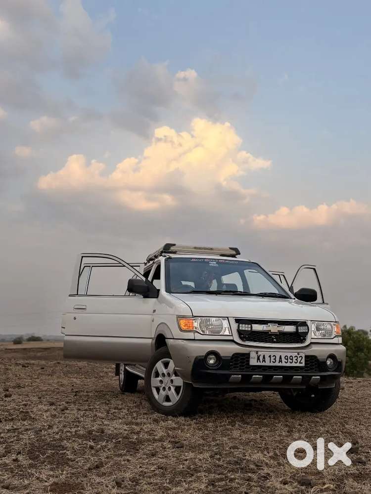 Chevrolet Tavera Neo 2012 Diesel 180000 Km Driven