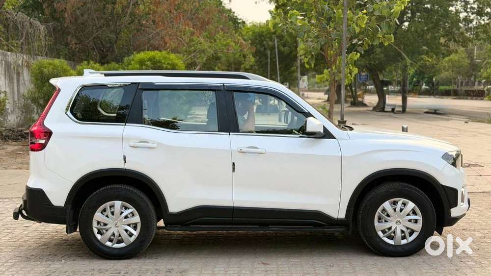 Mahindra Scorpio-n 2.2 Z2 Diesel Mt 7 Str, 2025, Diesel