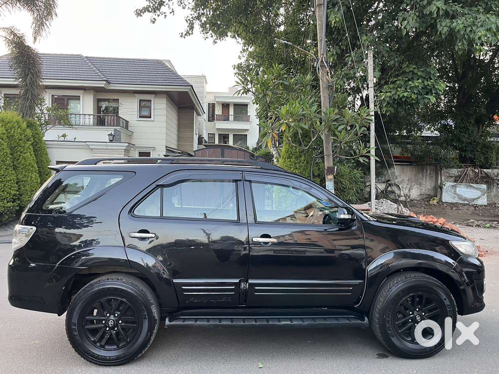 Toyota Fortuner 4x4 Mt 2.8 Diesel, 2015, Diesel