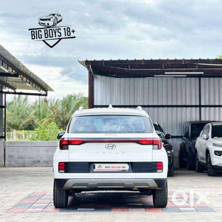 Hyundai Venue S Plus Mt 1.2 Kappa, 2024, Petrol